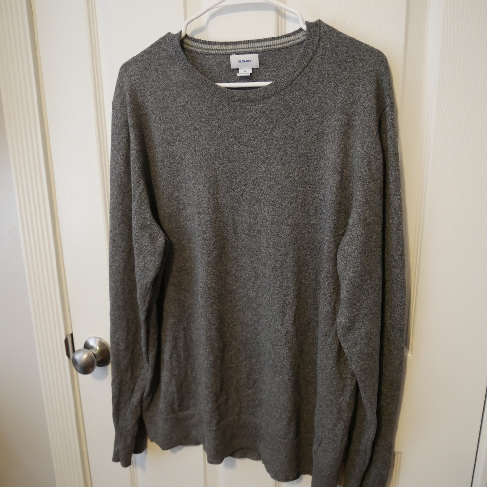 Old Navy Classic Gray Crewneck Sweater